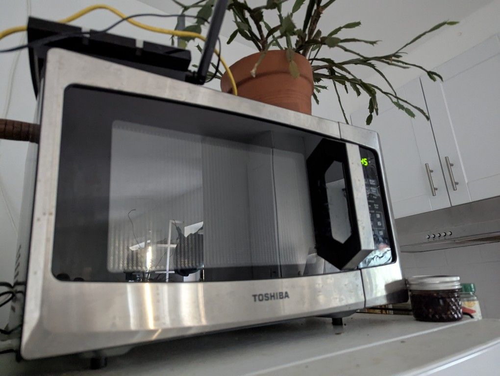 Toshiba microwave