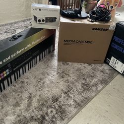 STUDIO SETUP