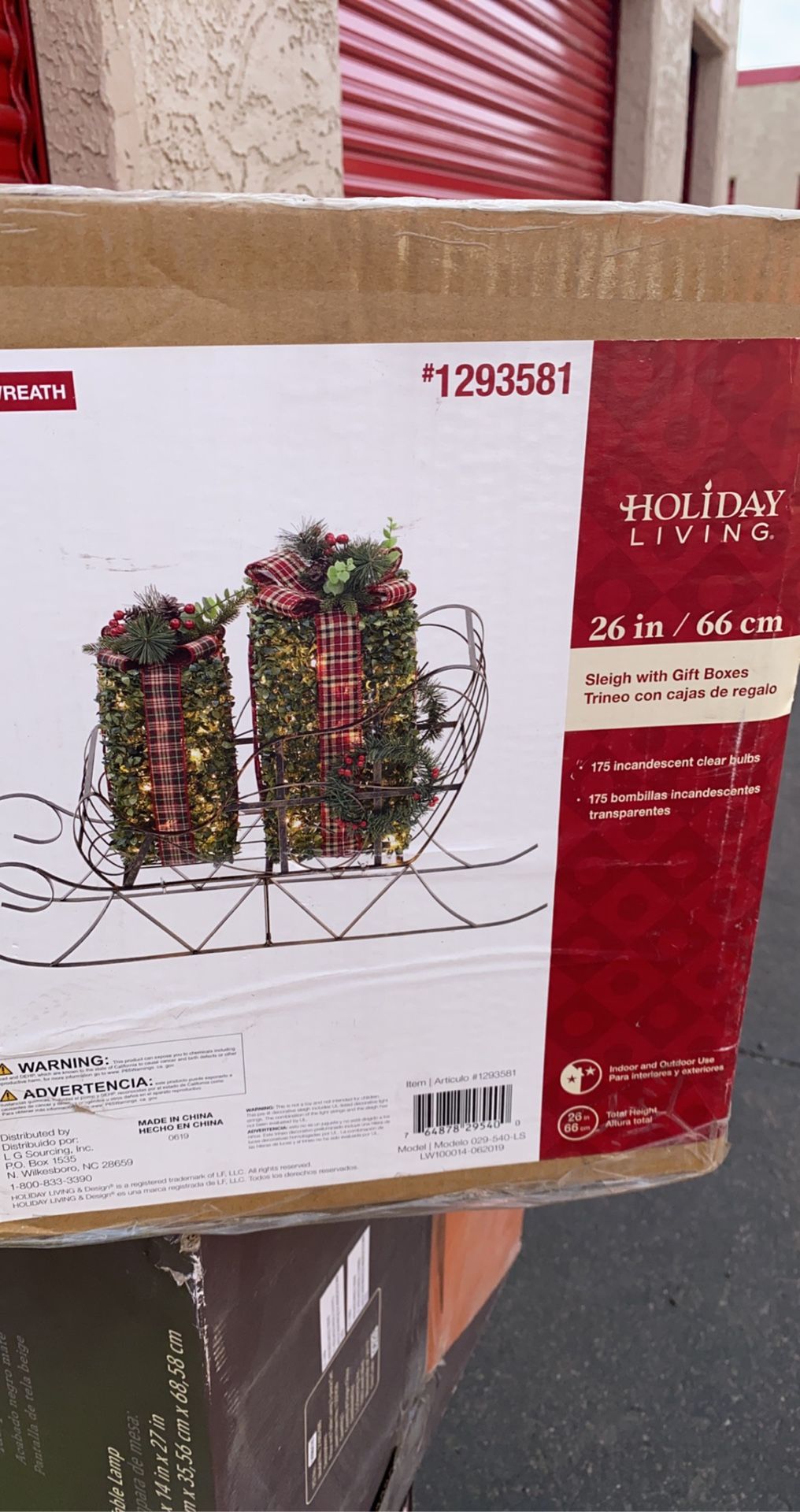 New Metal Christmas Sleigh Presents Gift Topiary Lighted 26” Sculpture Yard