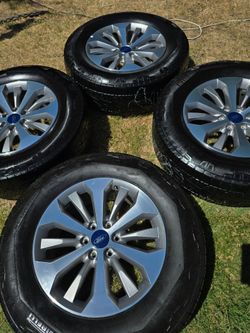 Ford f150 rims 20 inch like neww