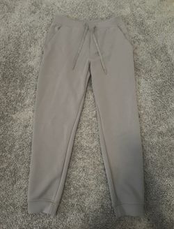 Lululemon cuffed sweats