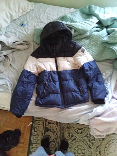 Tommy Hilfiger Bubble Coat Size Medium
