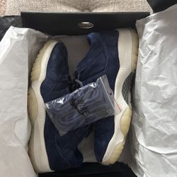 Jordan 11 “Respect” Low