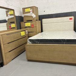 Queen bedroom set