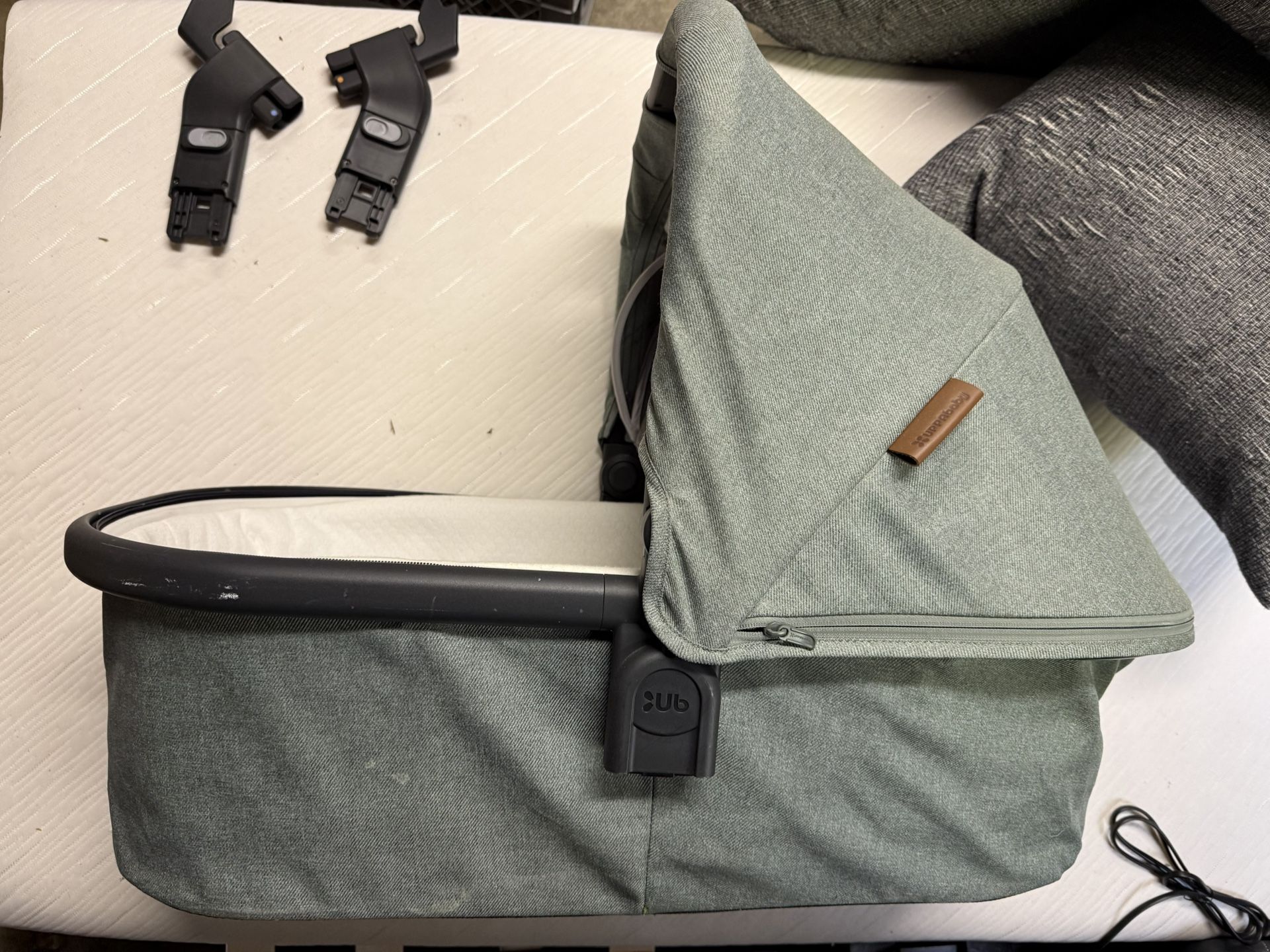 Bassinet and Adapter/Accessory For Uppa Baby Vista Stroller