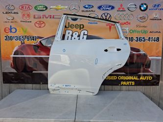 2024 2025 2026 SUBARU CROSSTREK SPORT REAR DOOR SHELL LEFT DRIVER SIDE ORIGINAL USED (SOME DENTS)