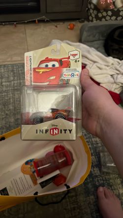 Disney Infinity - Lighting McQueen - Toys R Us Exclusive