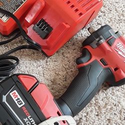 Milwaukee Impact Kit 