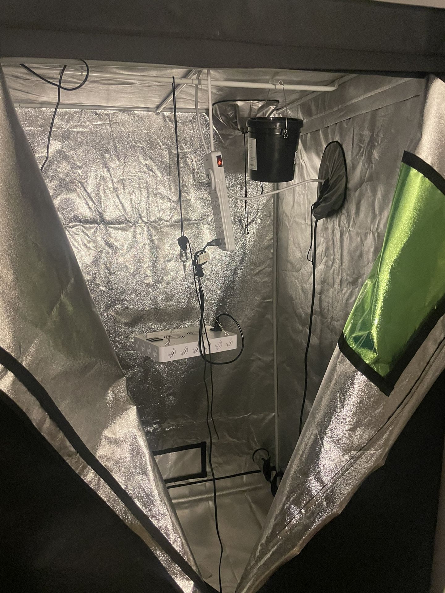 Grow Tents Complete Setup Ready To Go
