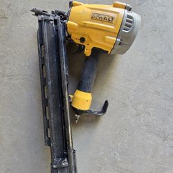 dewalt 21 degree nail gun