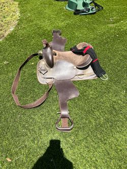 Brown Horse Saddle 16” with Cinch