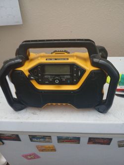 De Walt radio  usb