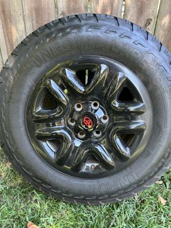 Toyota Tundra 2022 Tire wheels