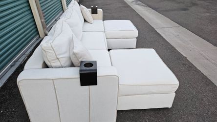 FREE DELIVERY!!! Lovesac "Sactional" 5pc Modular Sofa / Ottomans WHITE ($7K Retail...60% OFF!!!)