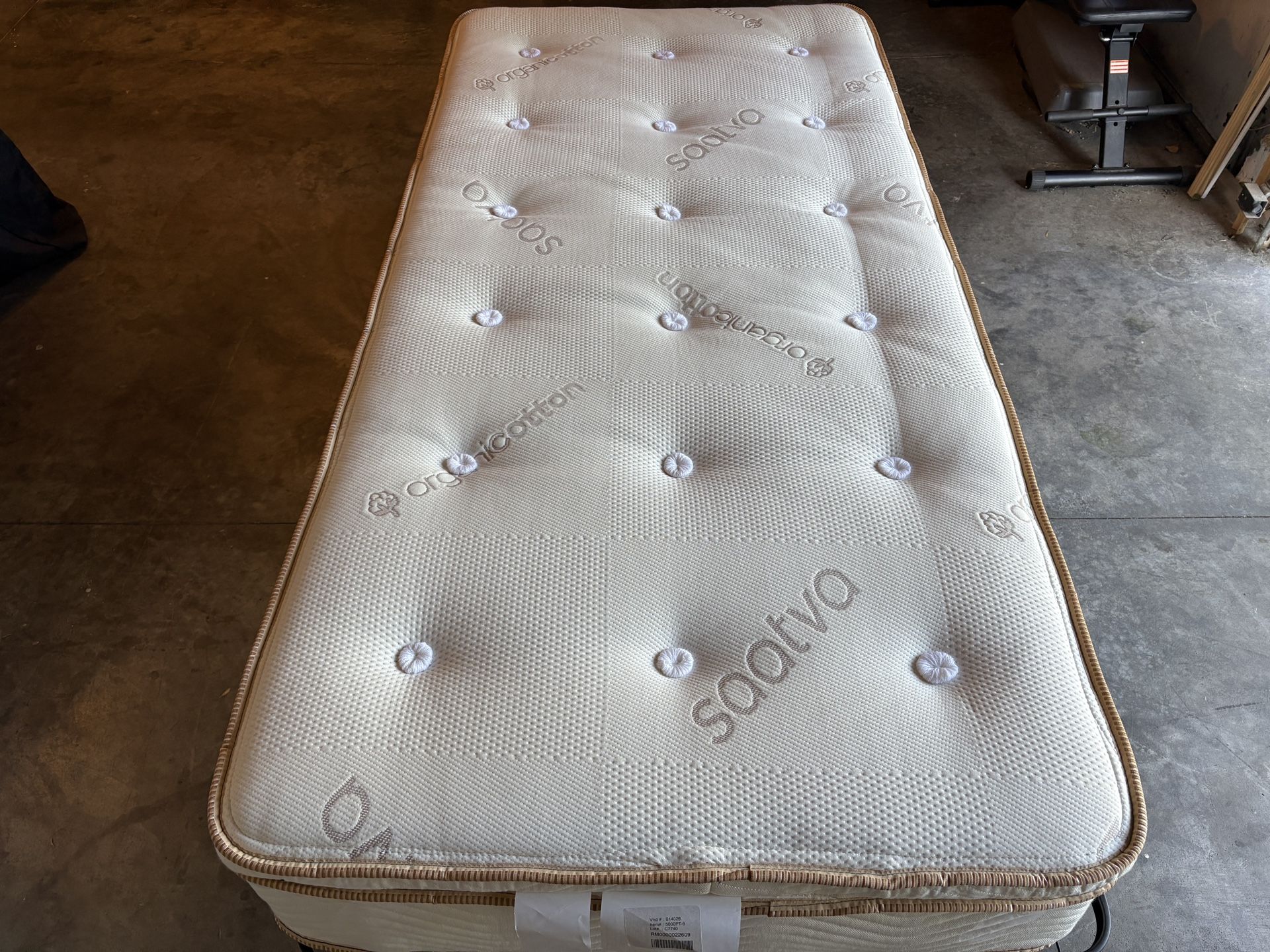 Saatva Latex Hybrid mattress Twin XL