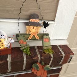 Halloween Decor 