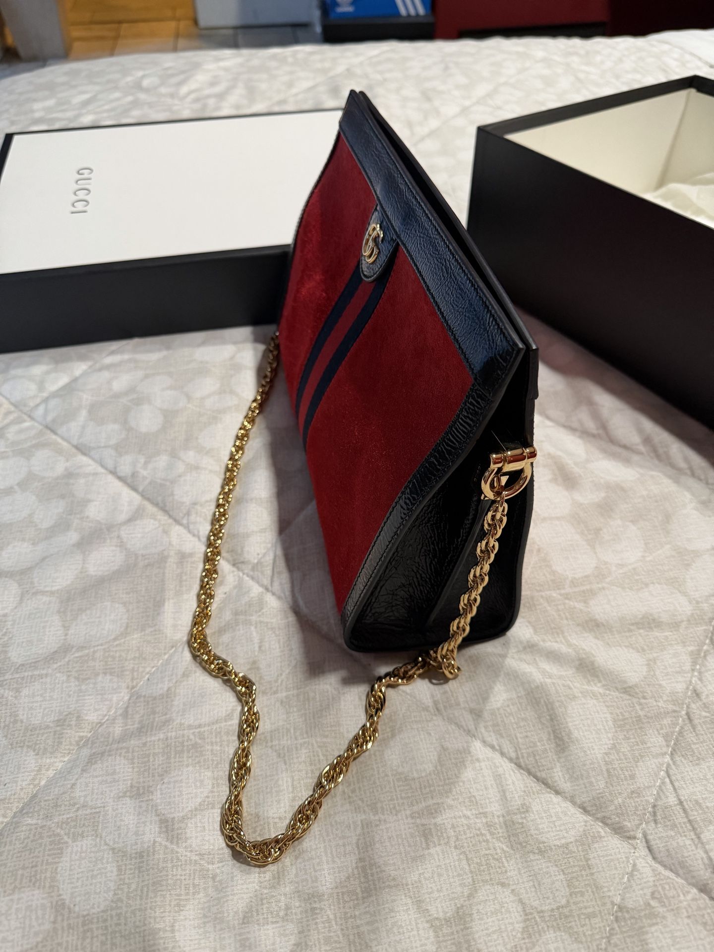 GUCCI RED HANDBAG