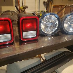 OEM Jeep Halogen Headlights AndTail lights  Set