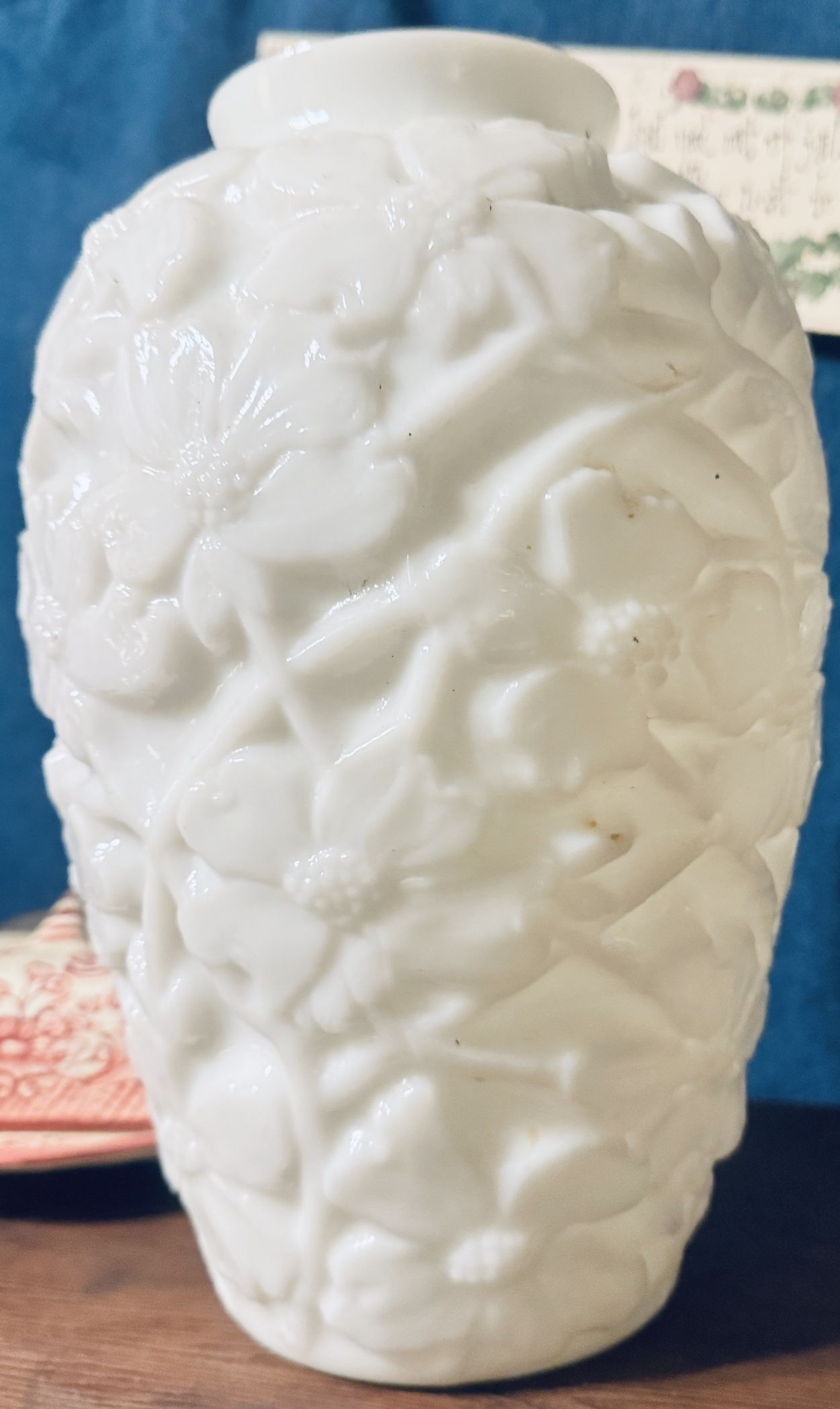 Phoenix Consolidated Wild Rose Glossy Ivory Milk Glass Vase - 10 1/2" - MINT