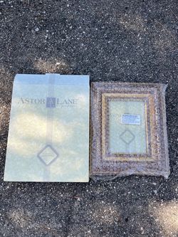 New Gold Picture Frame