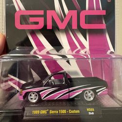 M2 Machines 1989 GMC Sierra 1500 Custom – Hobby Exclusive Black 1/64