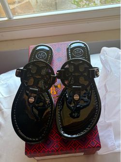 Tory Sandals w/ black patent leather size 9.5