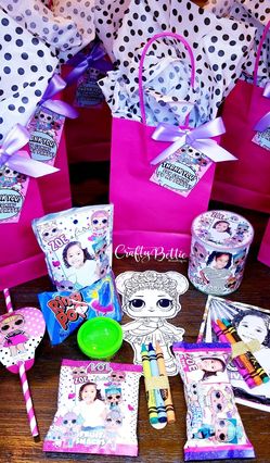 Lol surprise favors