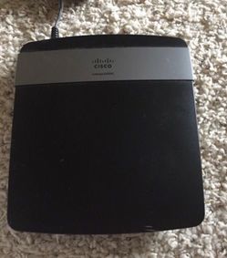 Cisco linksys E2500 Router