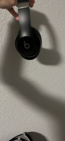 beats solo 4 headphones