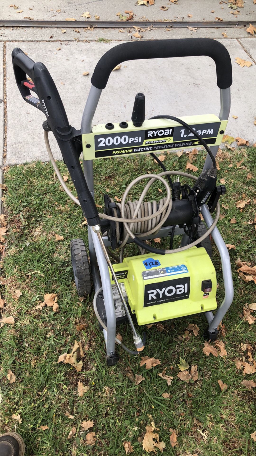Pressure washer