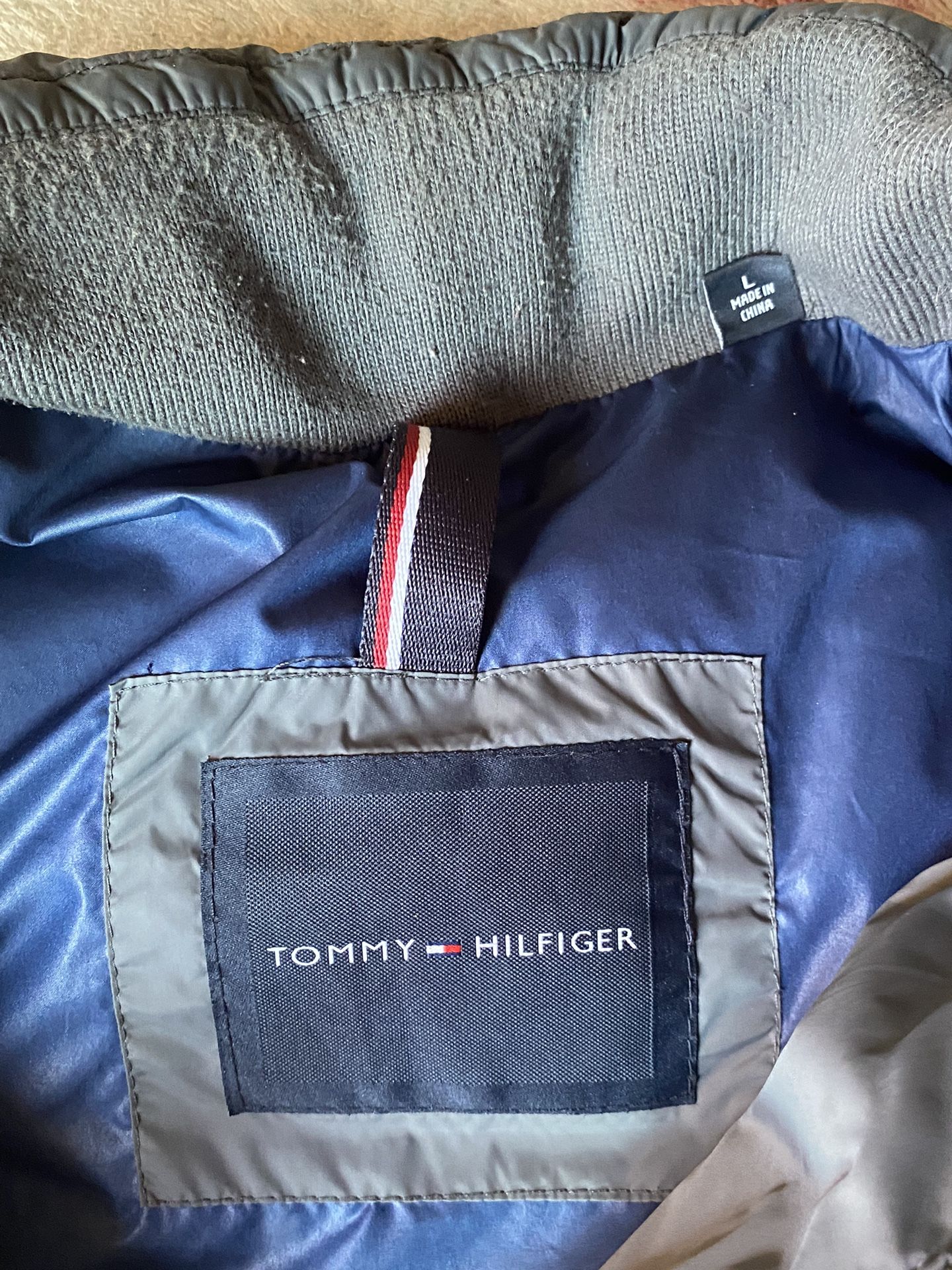 TOMMY HILFIGER