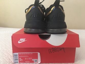 Nike AirMax Size 5Y