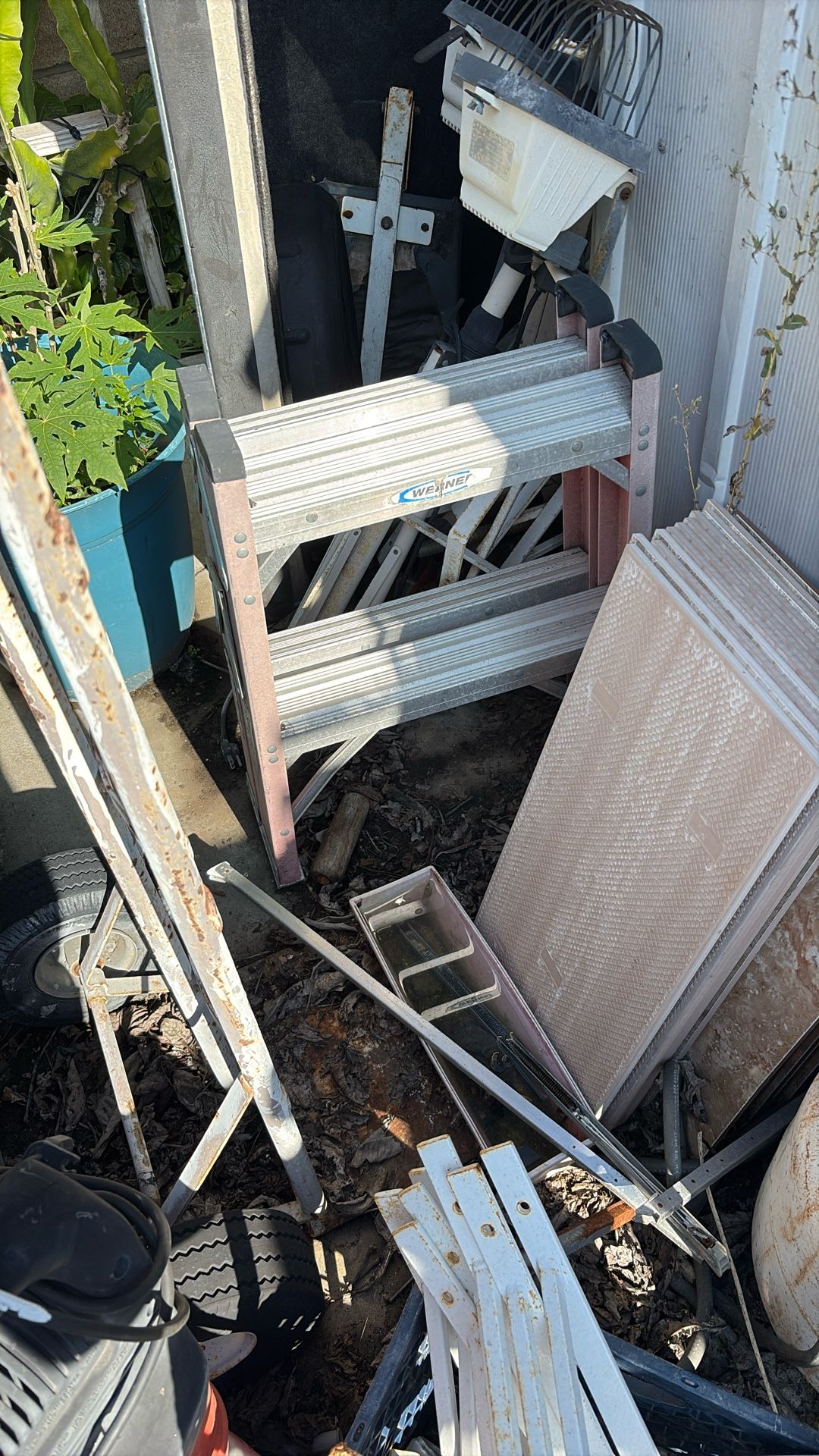 Werner 2 Steps Ladder Heavy Duty 