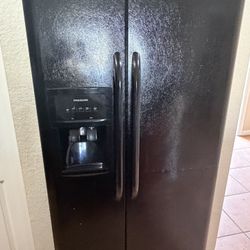 Frigidaire side-by-side refrigerator