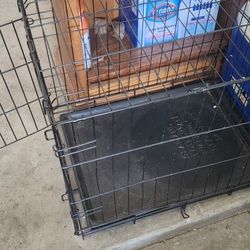 Dog Kennel $25