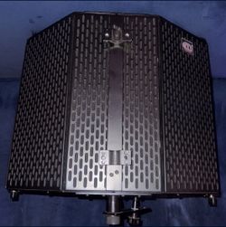 !!BRAND NEW!! MXL Reflection Shield !!