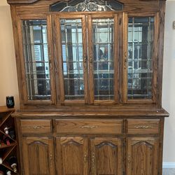 China Cabinet Hutch
