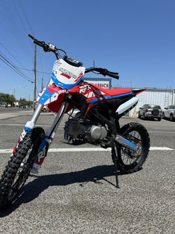 2026 Apollo Thunder 150cc Dirt Bike – Nitro Racing