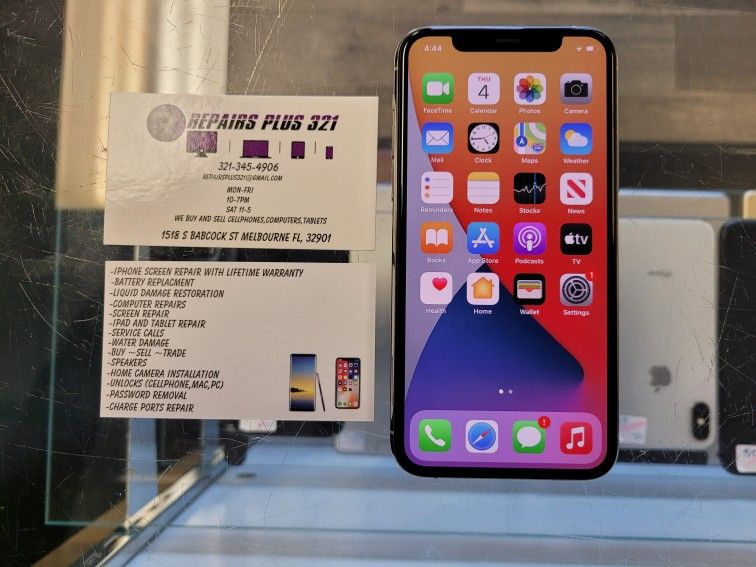 Unlocked Silver iPhone 11 Pro 64gb