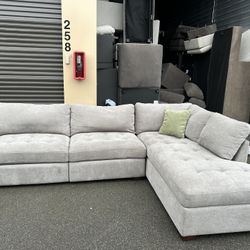 Sectional Couch 