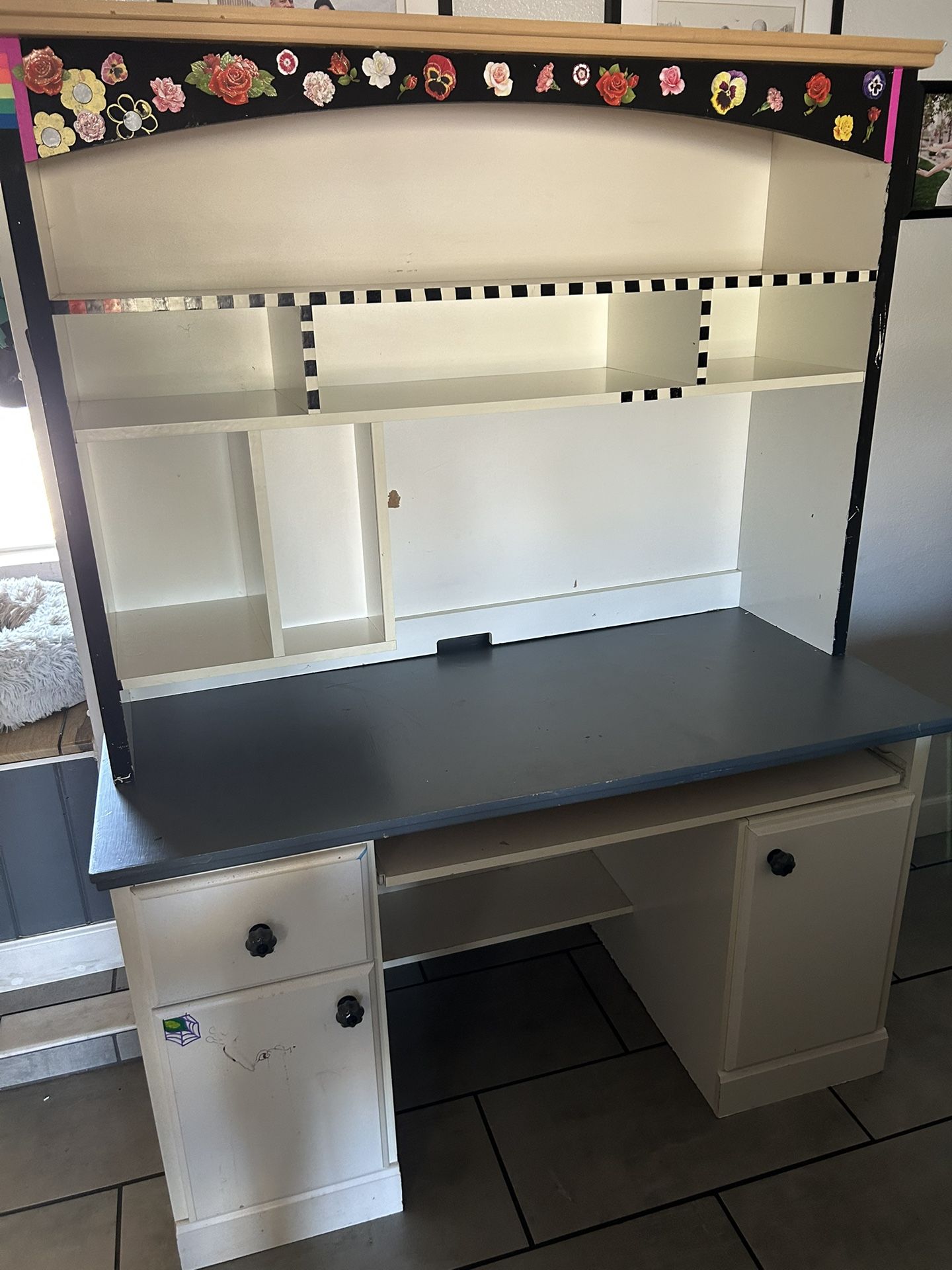 Vanity Desk Set