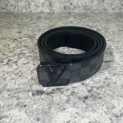 Louis Vuitton Men’s Small Belt SIZE:34