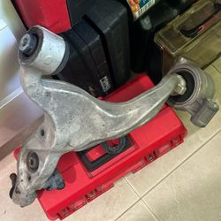 2014 Infiniti q50 Driver Side Control Arm