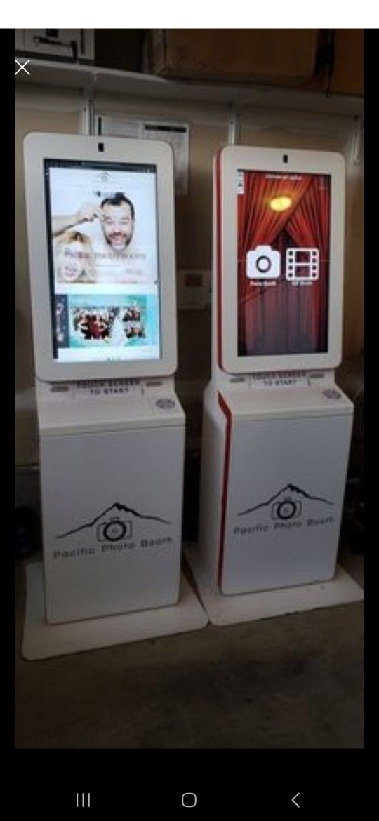 32" Touch Screen Kiosk