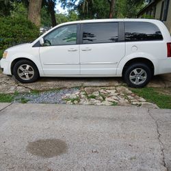 2008 Dodge Caravan