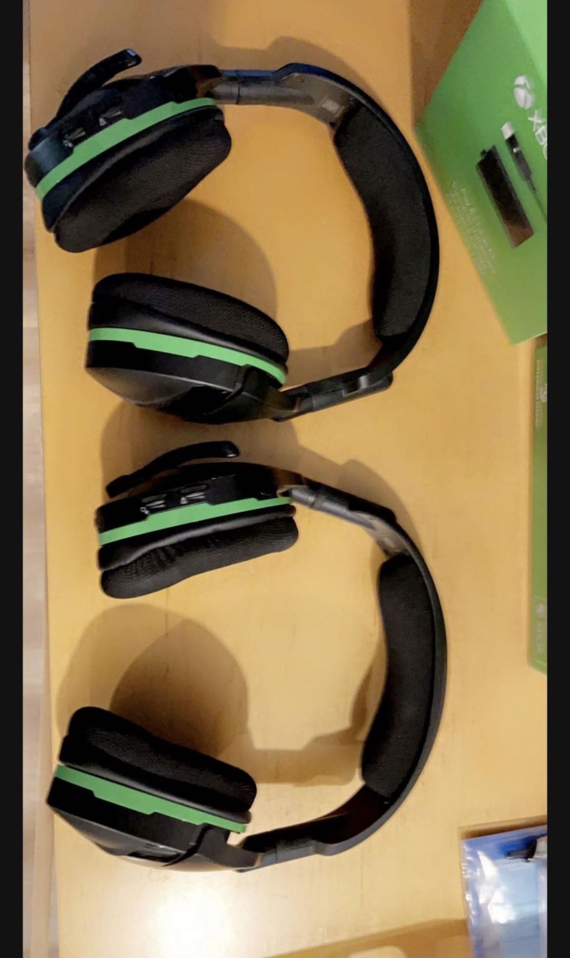 Xbox One Wireless Headset and Play and Charge Kit