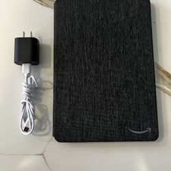 Amazon Fire HD 10in (13th Gen) With Case. 