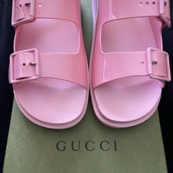 Gucci Sandals 
