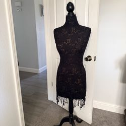 Mannequin Lace Black 