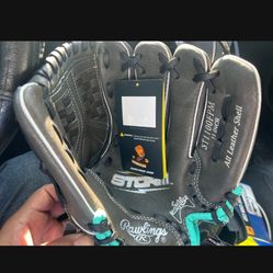 Rawlings Storm Girls Fats Pitch Softball Glove